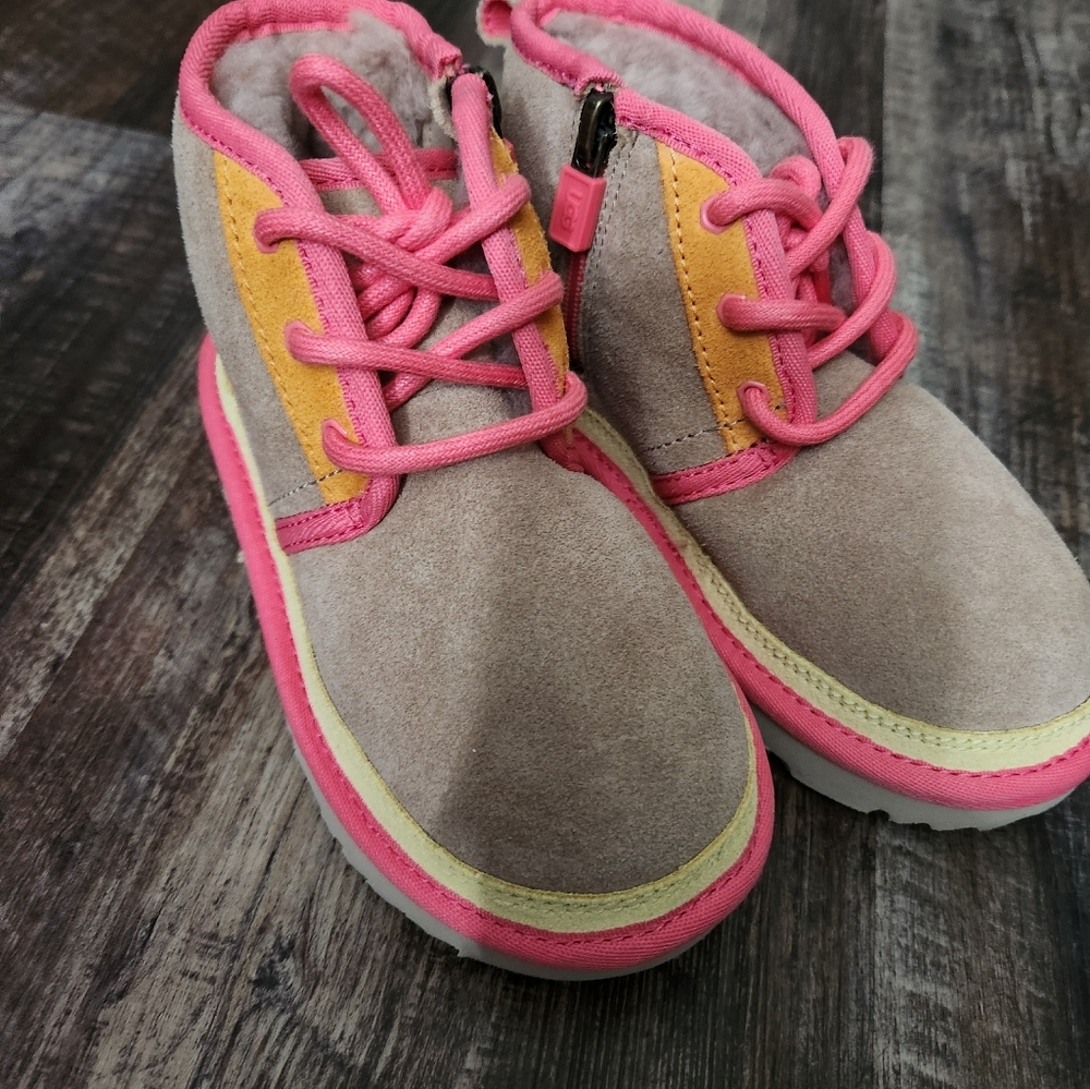 Toddler girl uggs